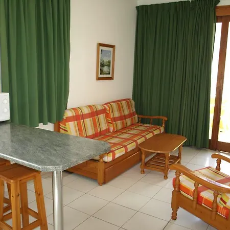 Las Dalias Hotel