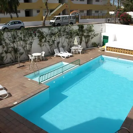 Las Dalias Hotel
